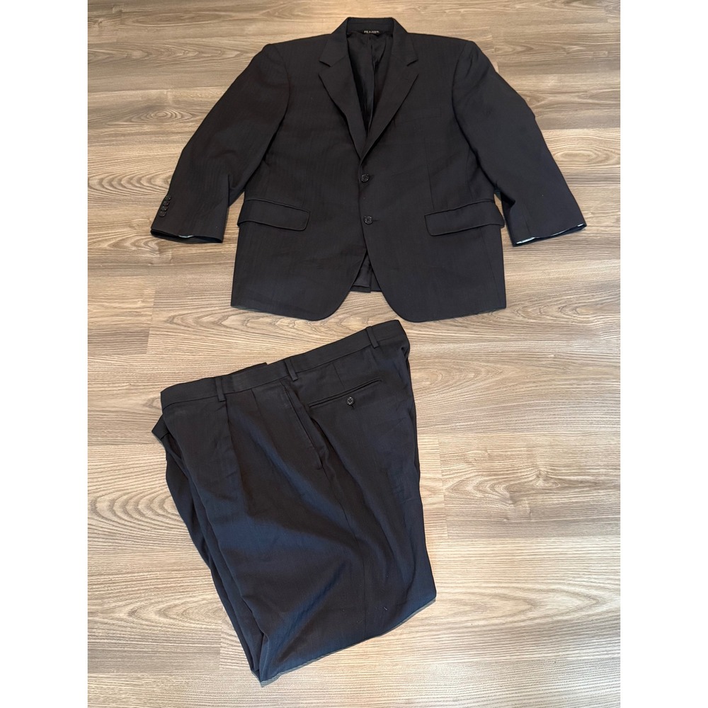 Jos A Bank Mens Navy 2 Piece Suit Pleated Cuffed Blazer size 42S Pant 36 x 28
